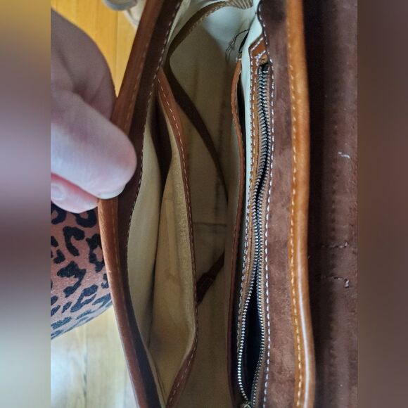 Dooney & Bourke red/brown vintage leather Florentine Toscana medium saddle bag - Picture 7 of 14